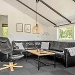 Holiday home Cozy In With Sauna Tarm